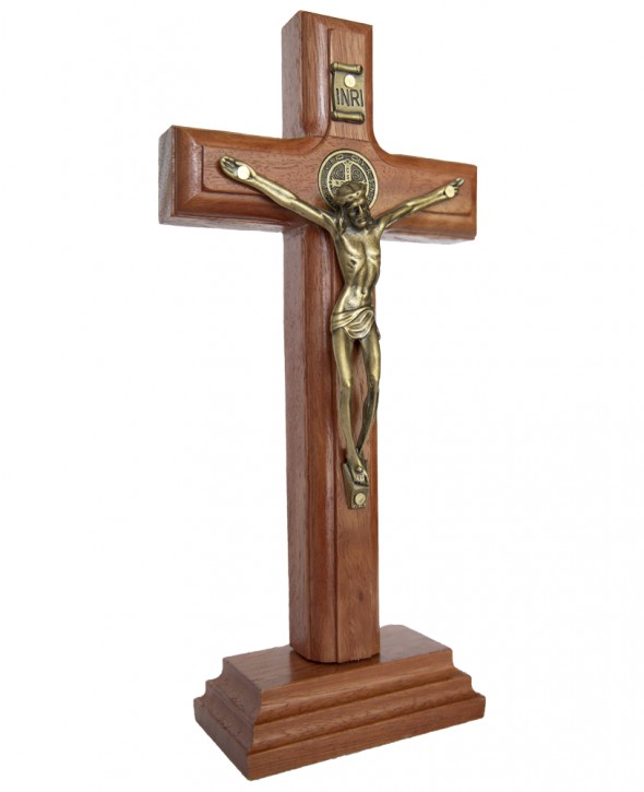 Crucifixo de S. Bento com Caixa